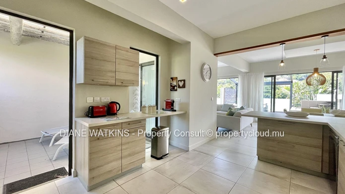 A Vendre - Penthouse de Standing dans une Marina Résidentiel à Rivière Noire