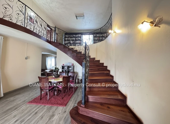 À Louer – Spacieuse Maison de 3 Chambres à Wooton