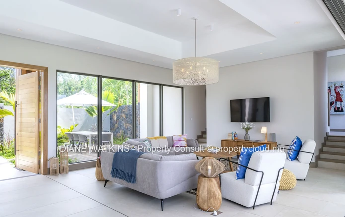 À vendre - Belle Villa de 4 Chambres avec Vue Sur le Parcours de Golf d'Anahita