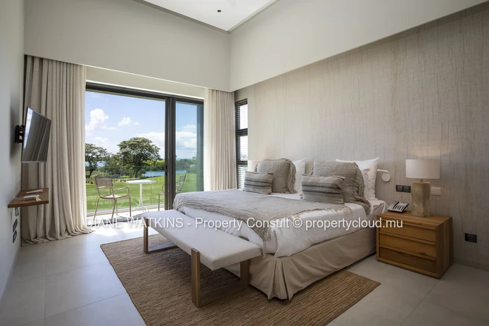 FOR SALE - Modern and Luxurious 4 Bedroom Duplex in Anahita