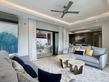 4 Bedroom Villa