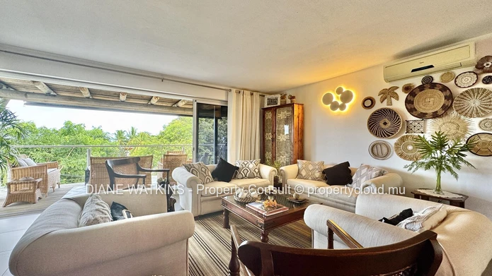 Villa d’Exception à La Preneuse avec Vue Mer Panoramique et Piscine Privée