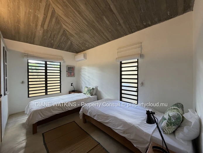 For Rent – Tastefully Designed 3-Bedroom Villa in Pointe d'Esny
