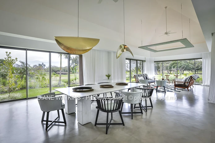 A VENDRE - Villa Parfaite Avec Vue Sur le Golf à Anahita