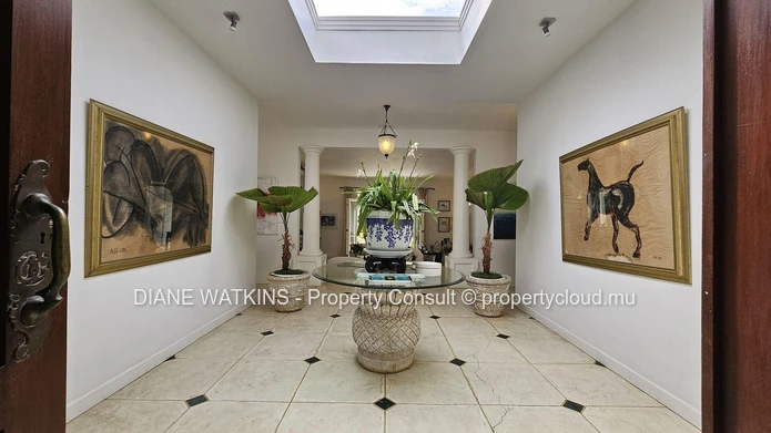 Grande maison de 5 chambres a Vendre a Moka Ile Maurice