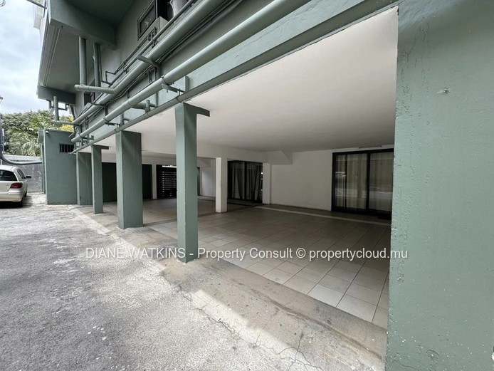 Appartement spacieux avec vue mer et piscine partagée à vendre à Flic en Flac