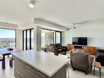 Townhouse, Duplex de 3 Chambres