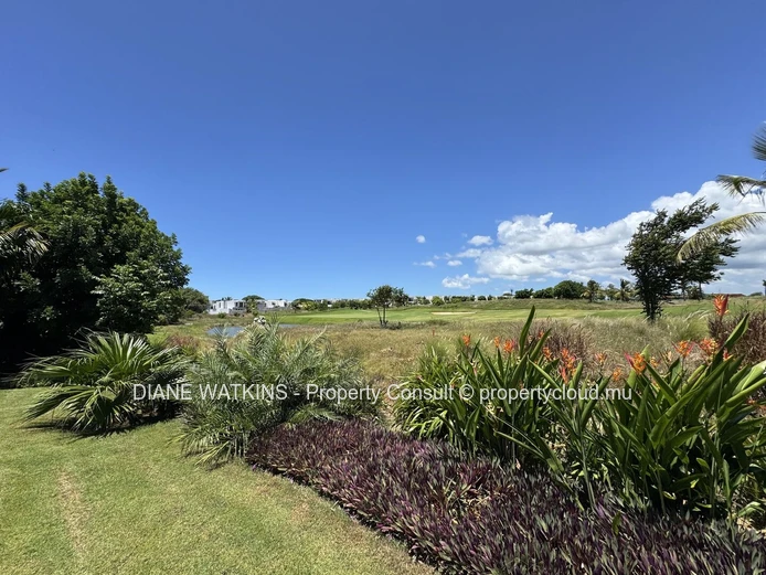 À Vendre – Villa 4 Chambres à Azuri, Île Maurice