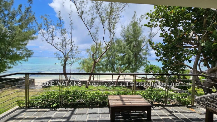 For Rent – 2-Bedroom Beachfront Apartment